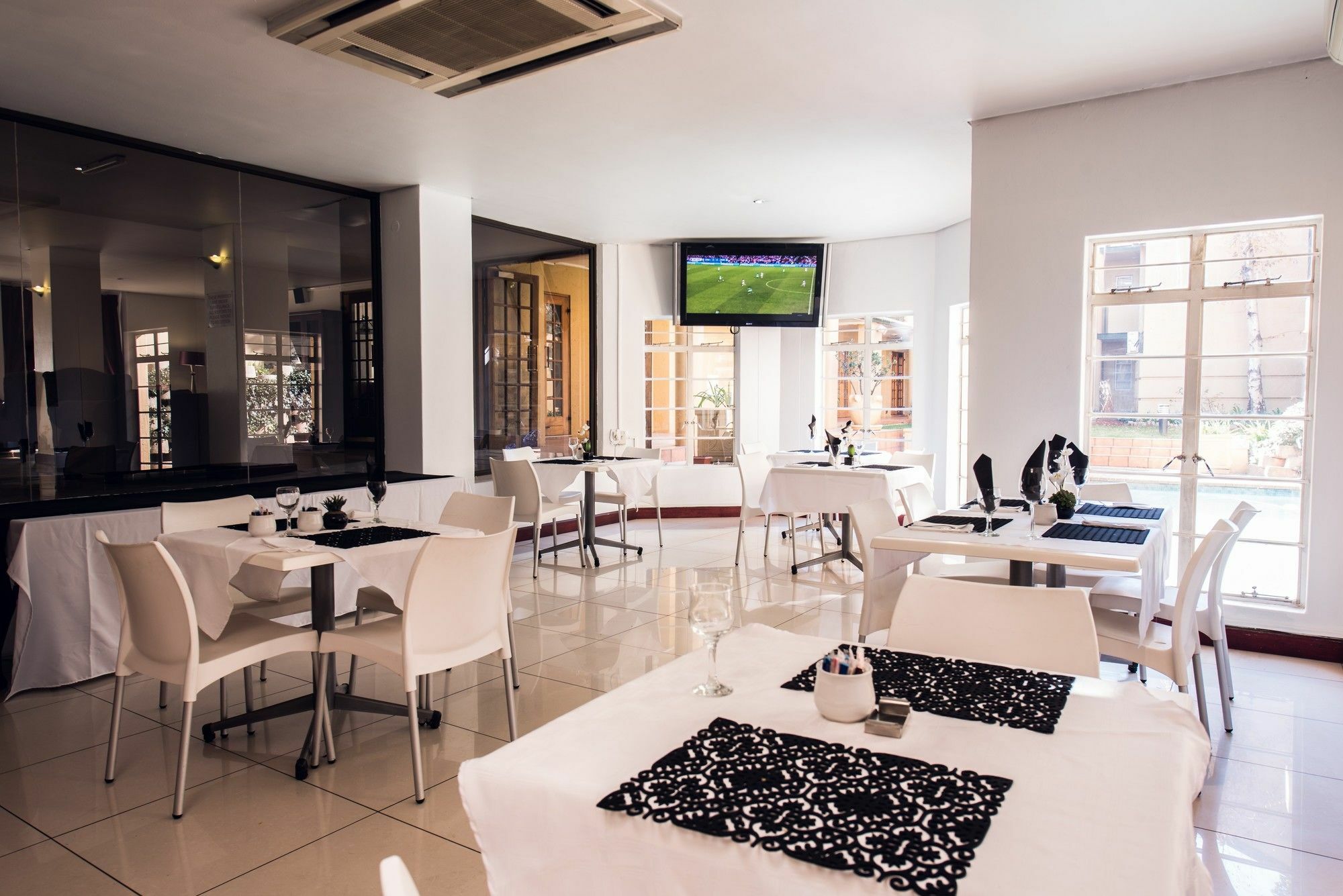 Airport Inn Executive Suites Kempton Park Luaran gambar